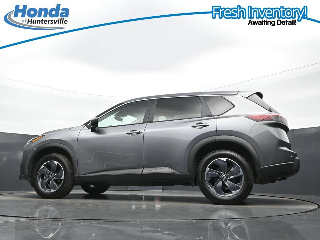 Used 2025 Nissan Rogue SV FWD image 30