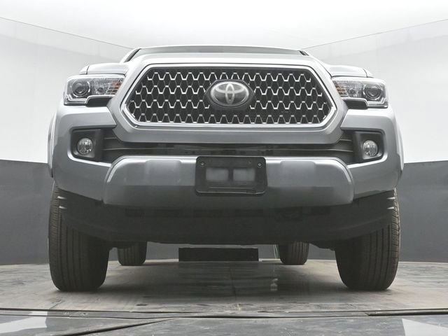 Used 2019 Toyota Tacoma TRD Sport AWD/4WD image 40