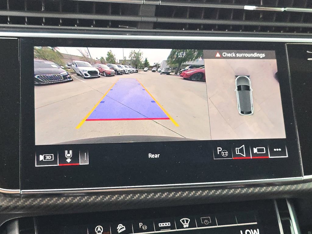 Certified 2025 Audi RS Q8 performance image 31