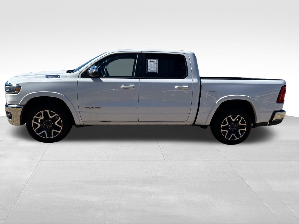 Used 2025 RAM 1500 Laramie AWD/4WD image 2