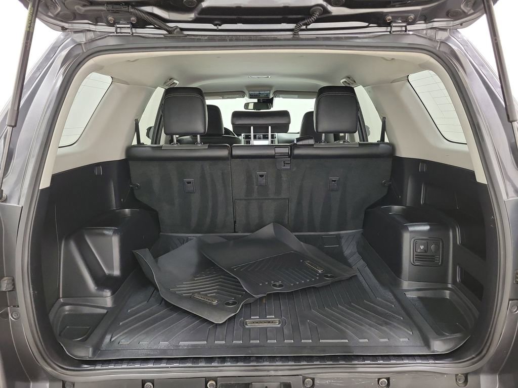 Used 2020 Toyota 4Runner SR5 Premium image 10