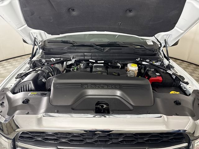 Used 2024 RAM 3500 Tradesman w/ Chrome Appearance Group image 25