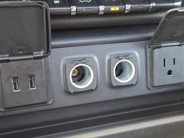 Used 2017 GMC Sierra 1500 Denali image 7