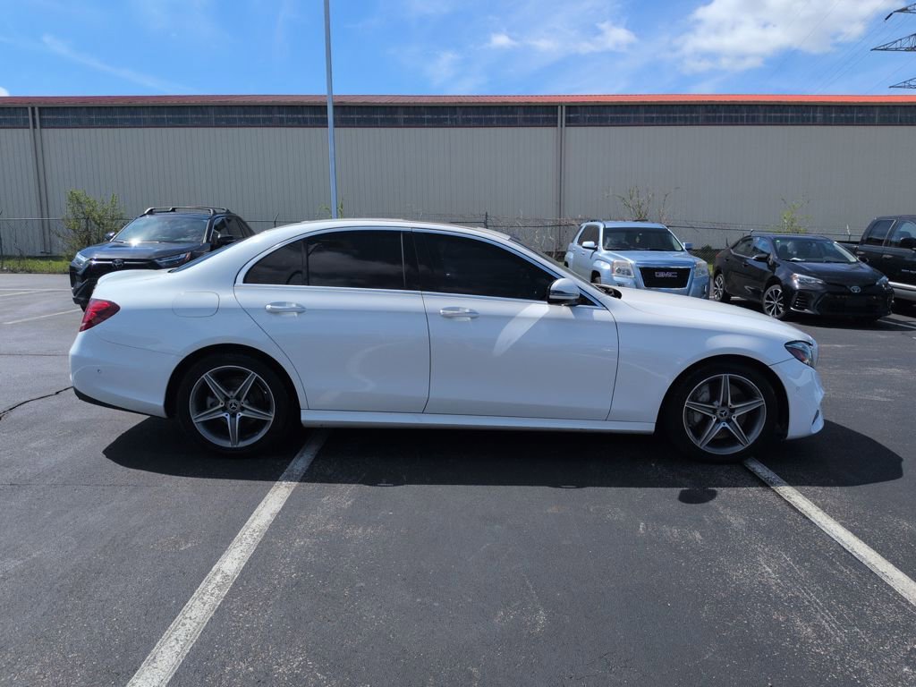 Used 2018 Mercedes-Benz E 300 4MATIC image 7