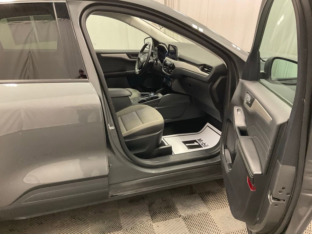 Used 2022 Ford Escape SE w/ Convenience Package image 18