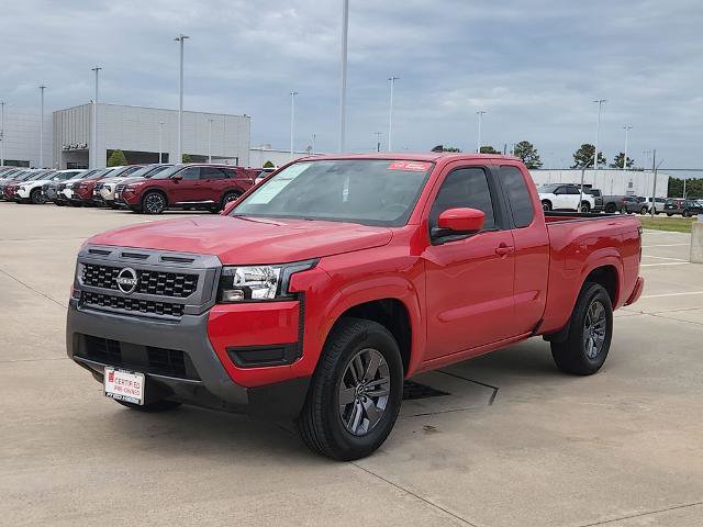 Certified 2025 Nissan Frontier SV image 3