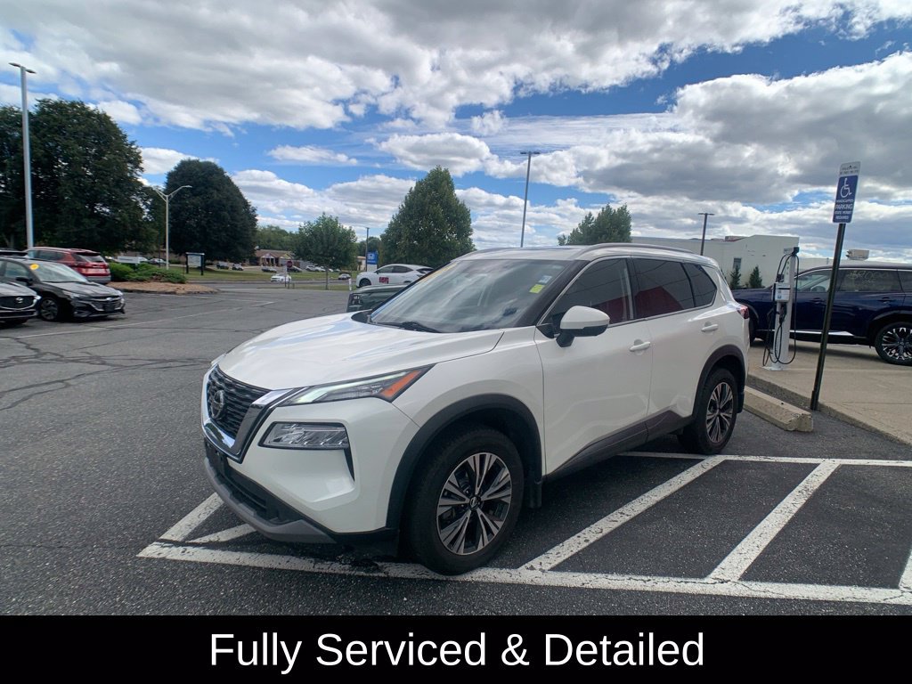 Used 2021 Nissan Rogue SV w/ Premium Package AWD/4WD image 8