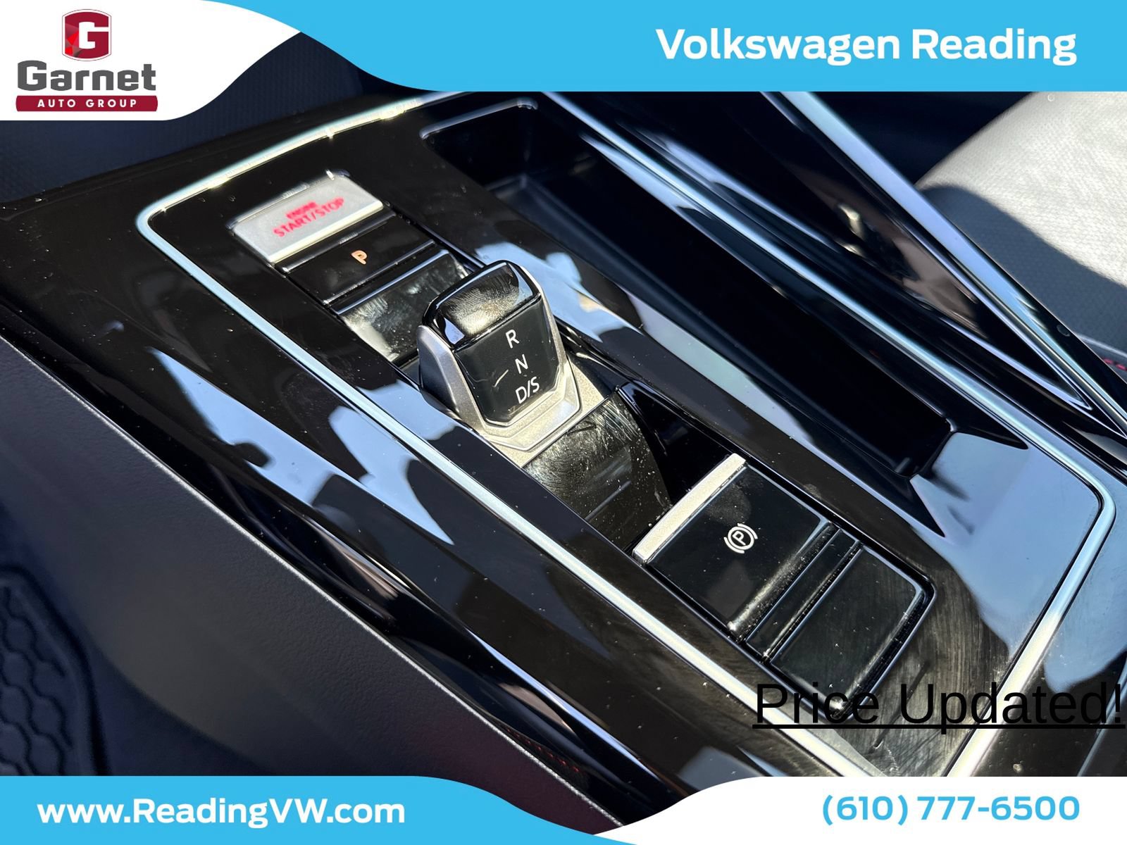 Used 2025 Volkswagen GTI SE FWD image 15