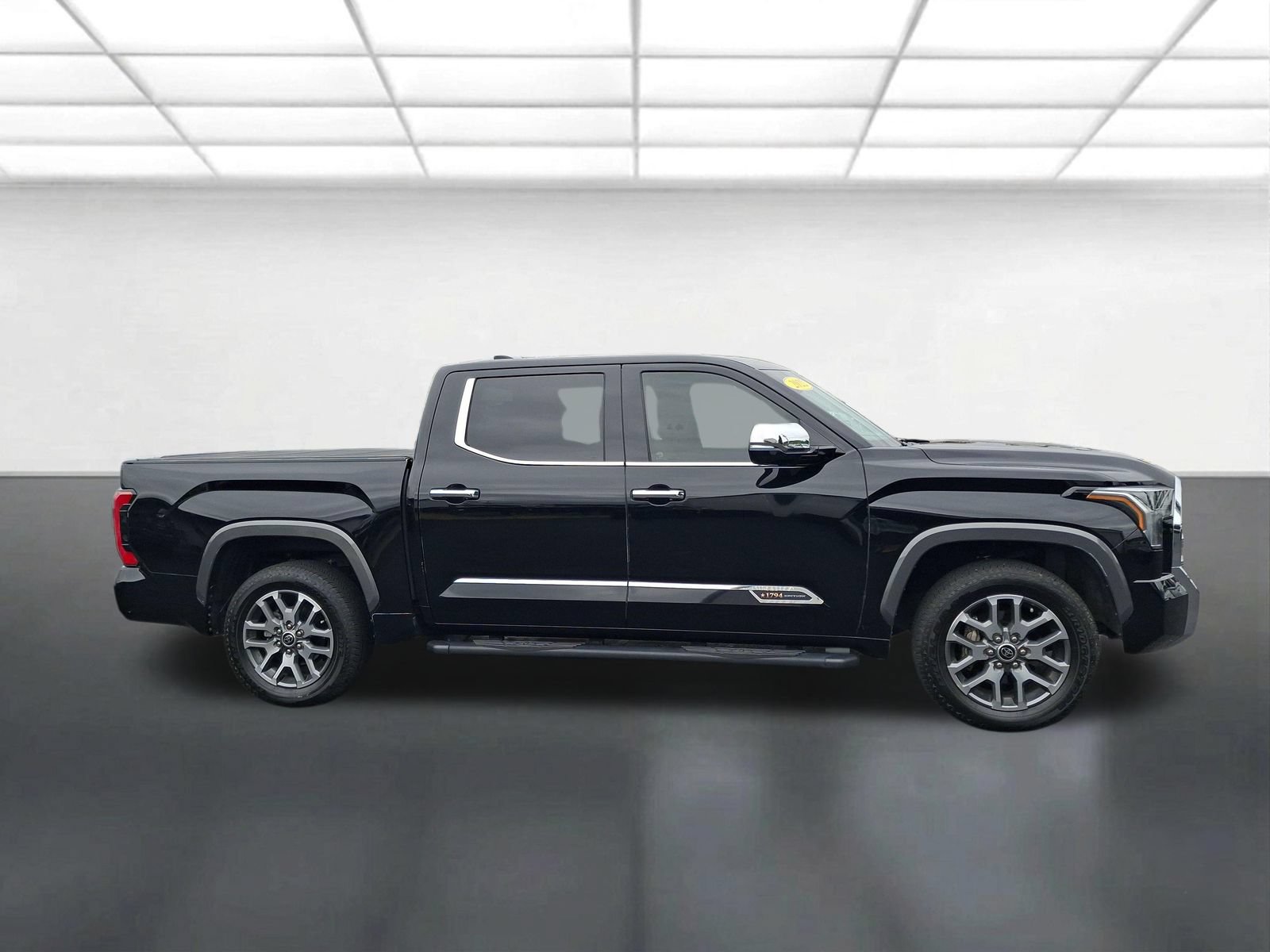 Used 2022 Toyota Tundra 1794 Edition RWD video 2