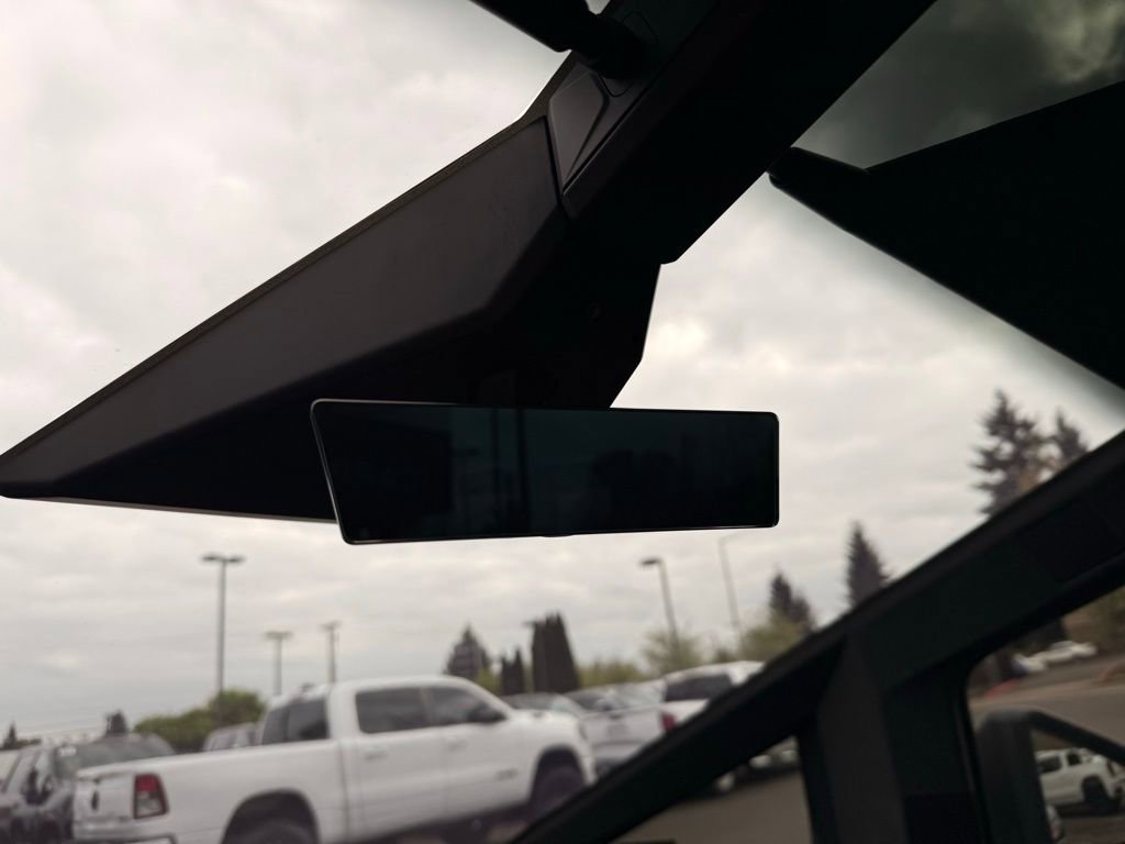 Used 2024 Tesla Cybertruck Cyberbeast AWD/4WD image 26