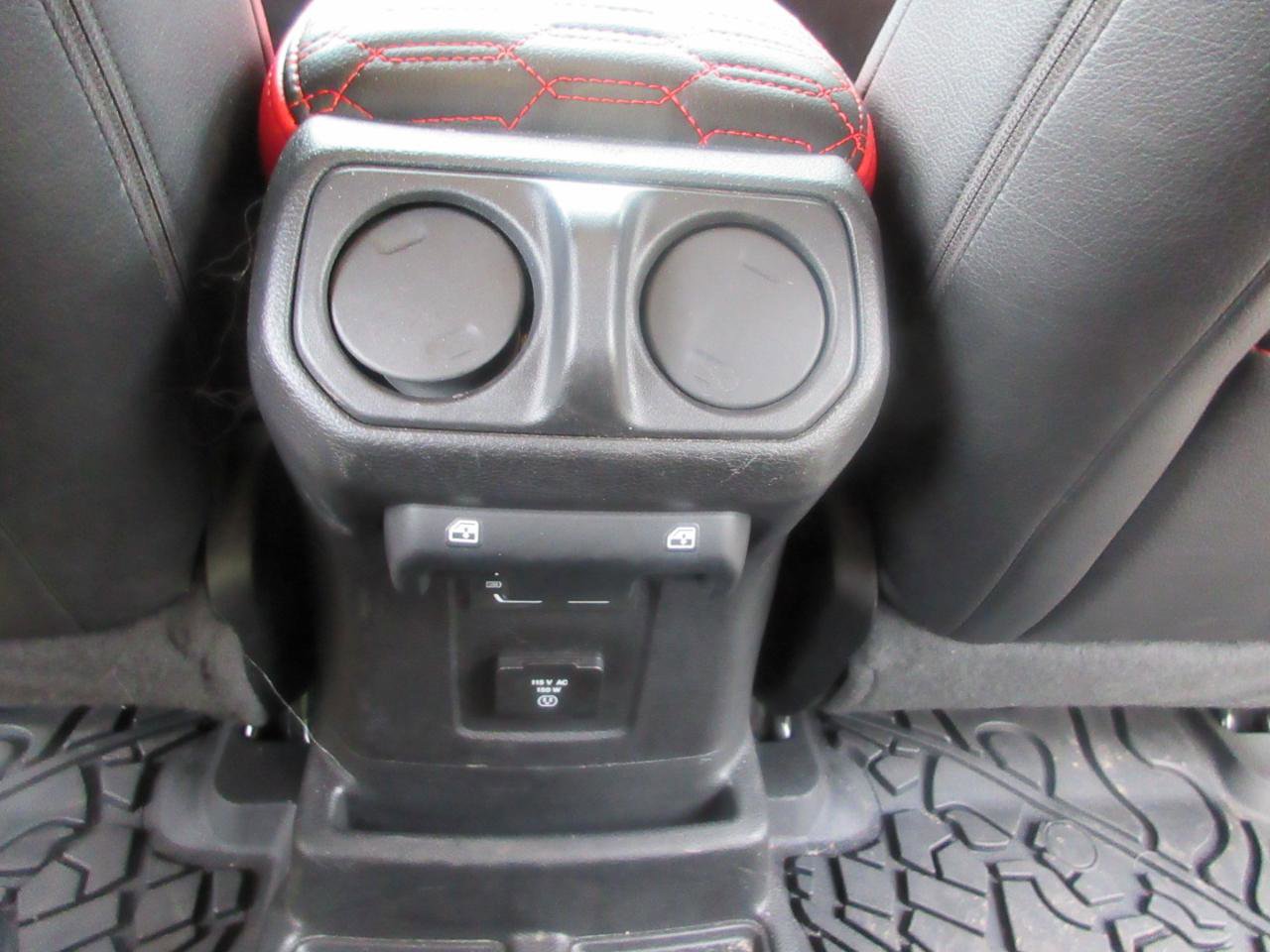 Used 2021 Jeep Wrangler Unlimited Rubicon w/ Dual Top Group image 34