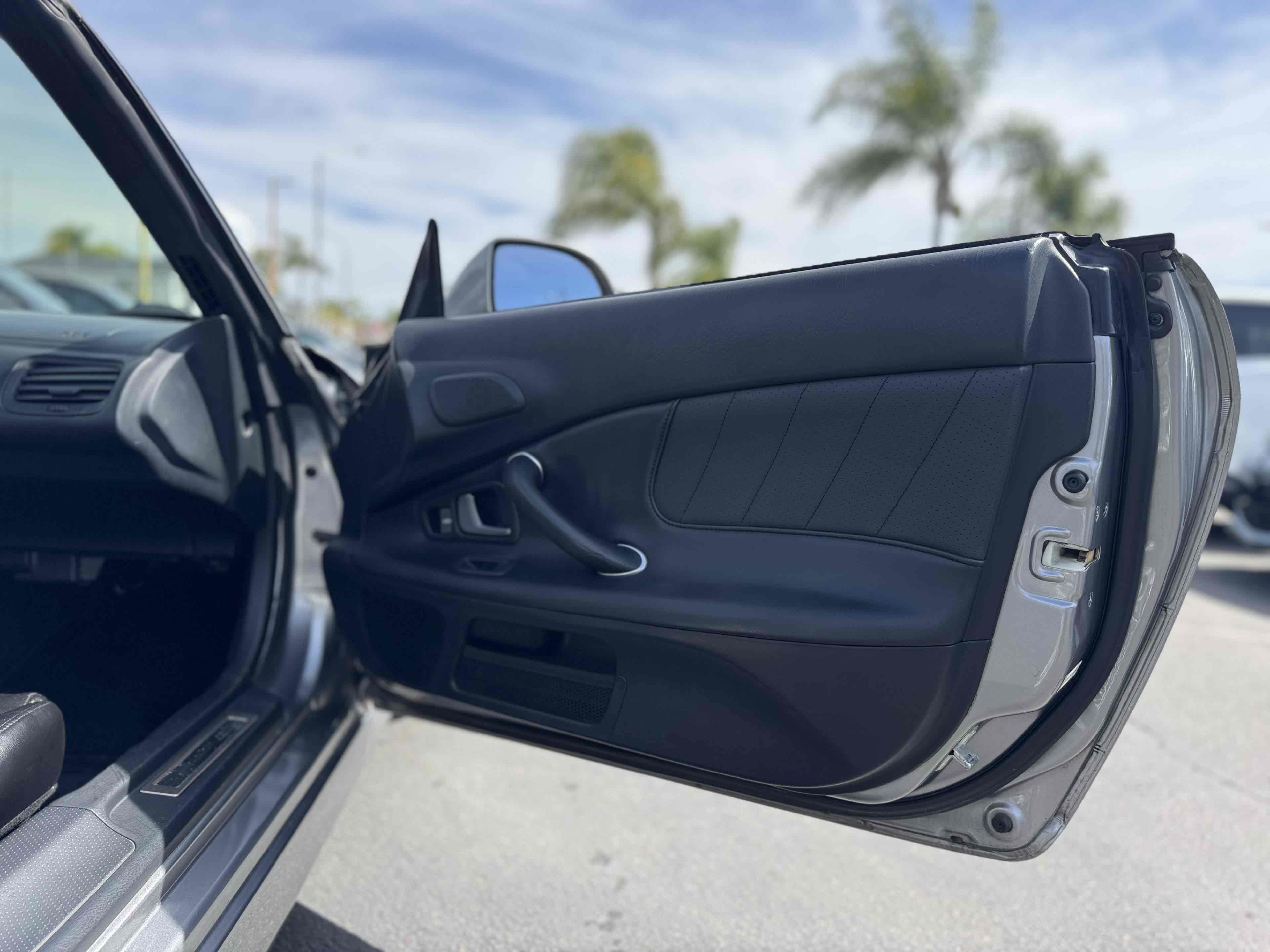 Used 2005 Honda S2000 image 28