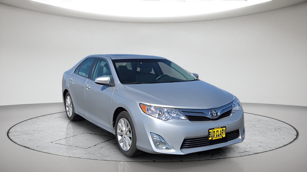 Used 2013 Toyota Camry XLE w/ Leather Pkg FWD image 14