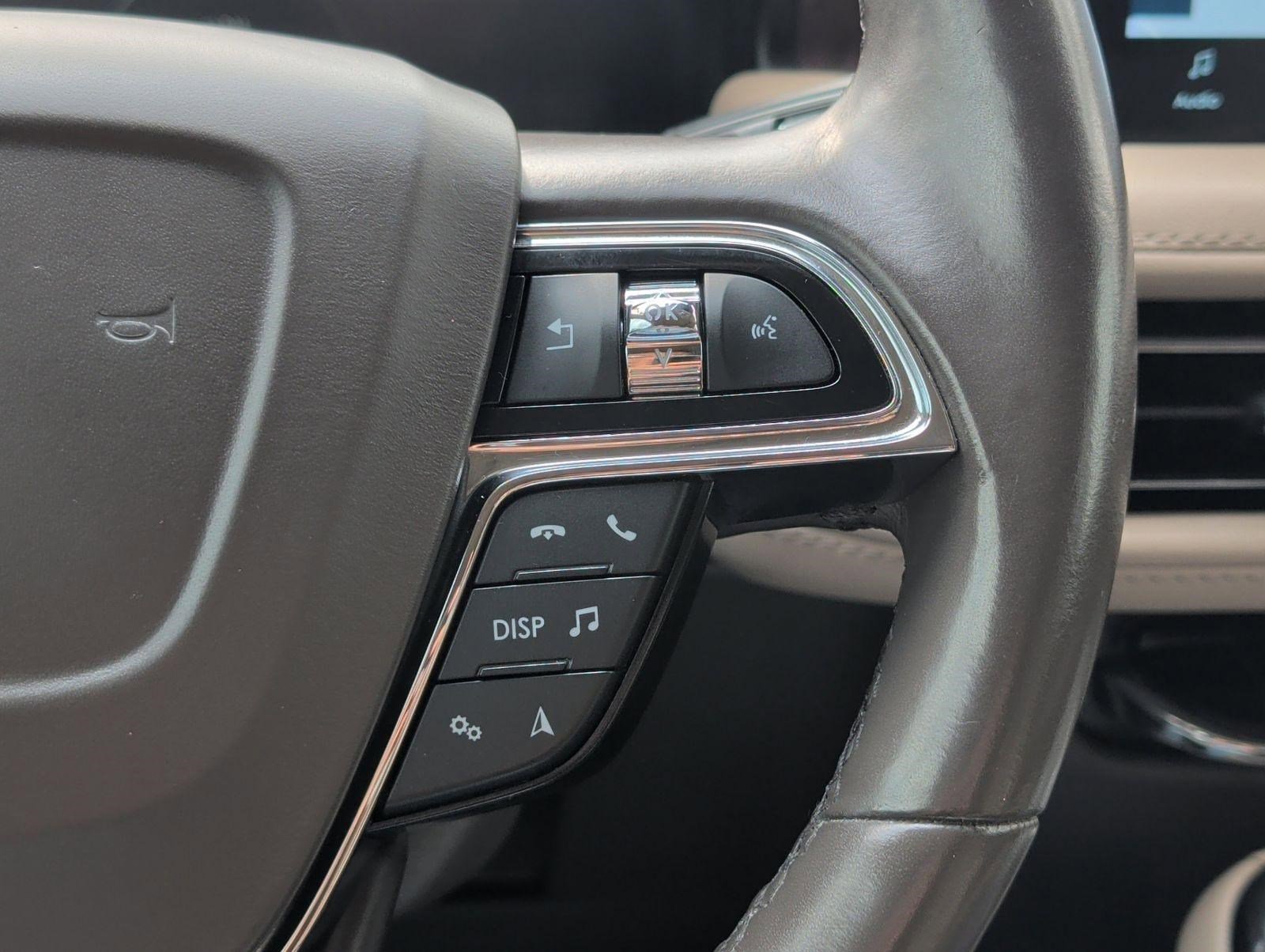 Used 2022 Lincoln Nautilus Reserve w/ Equipment Group 201A image 15