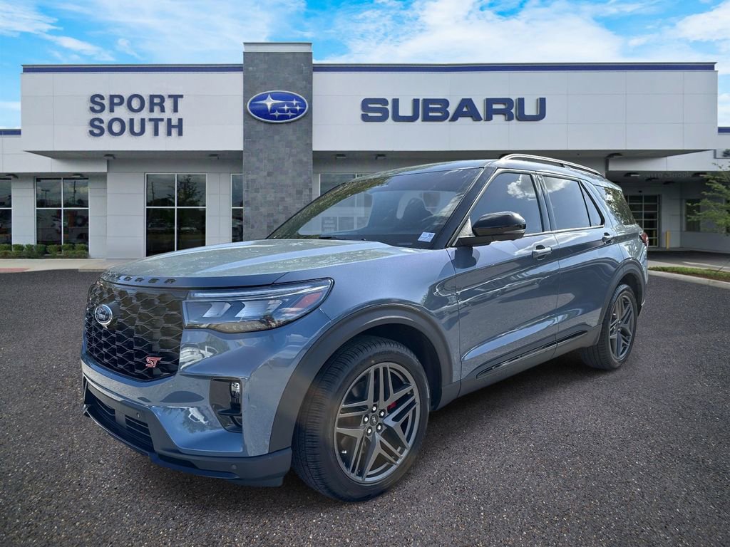 Used 2025 Ford Explorer ST RWD image 8