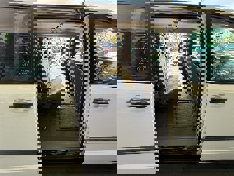 Used 2008 Dodge Grand Caravan SE image 23