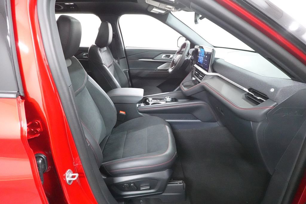 New 2026 Ford Explorer ST image 32