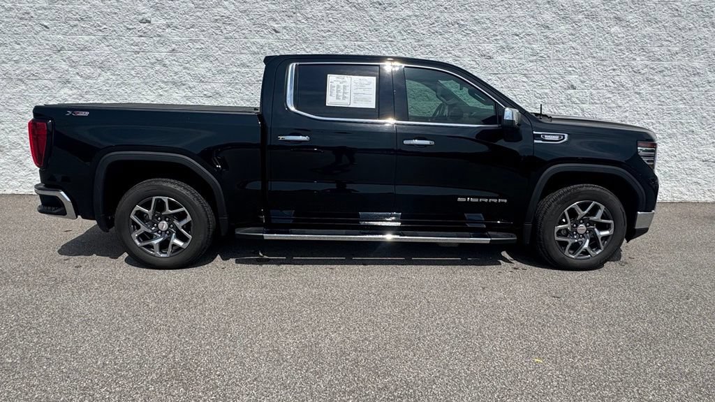 Used 2023 GMC Sierra 1500 SLT w/ SLT Premium Plus Package AWD/4WD image 2
