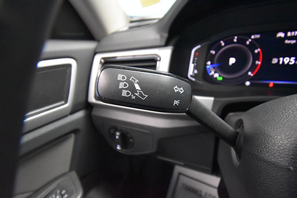 Used 2022 Volkswagen Atlas SE image 13