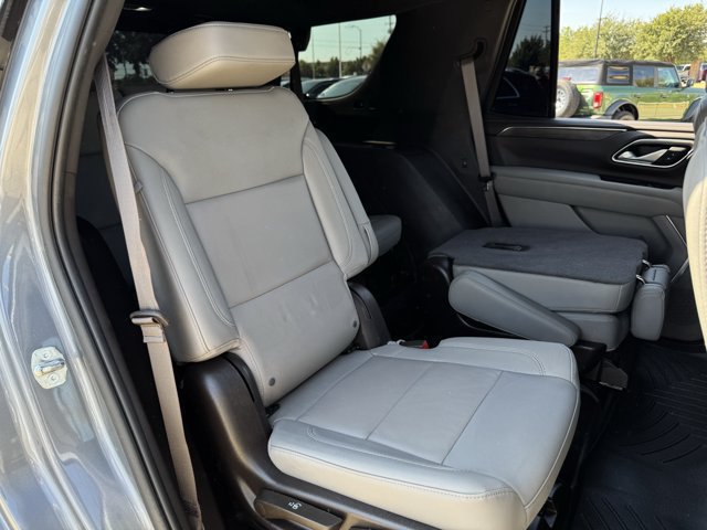 Used 2022 Chevrolet Tahoe Z71 w/ Luxury Package AWD/4WD image 32