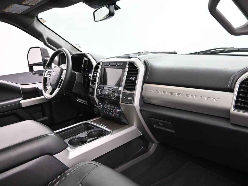 Used 2020 Ford F250 Lariat w/ Lariat Ultimate Package image 32