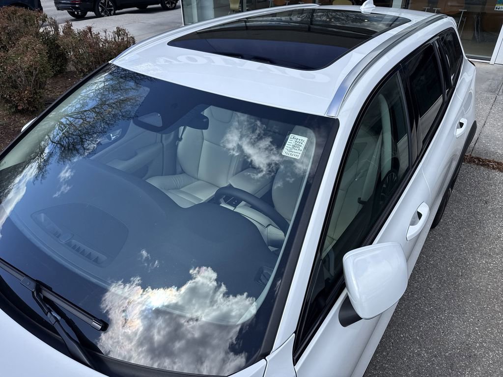 New 2026 Volvo V60 B5 Cross Country Plus w/ Protection Package Premier image 3