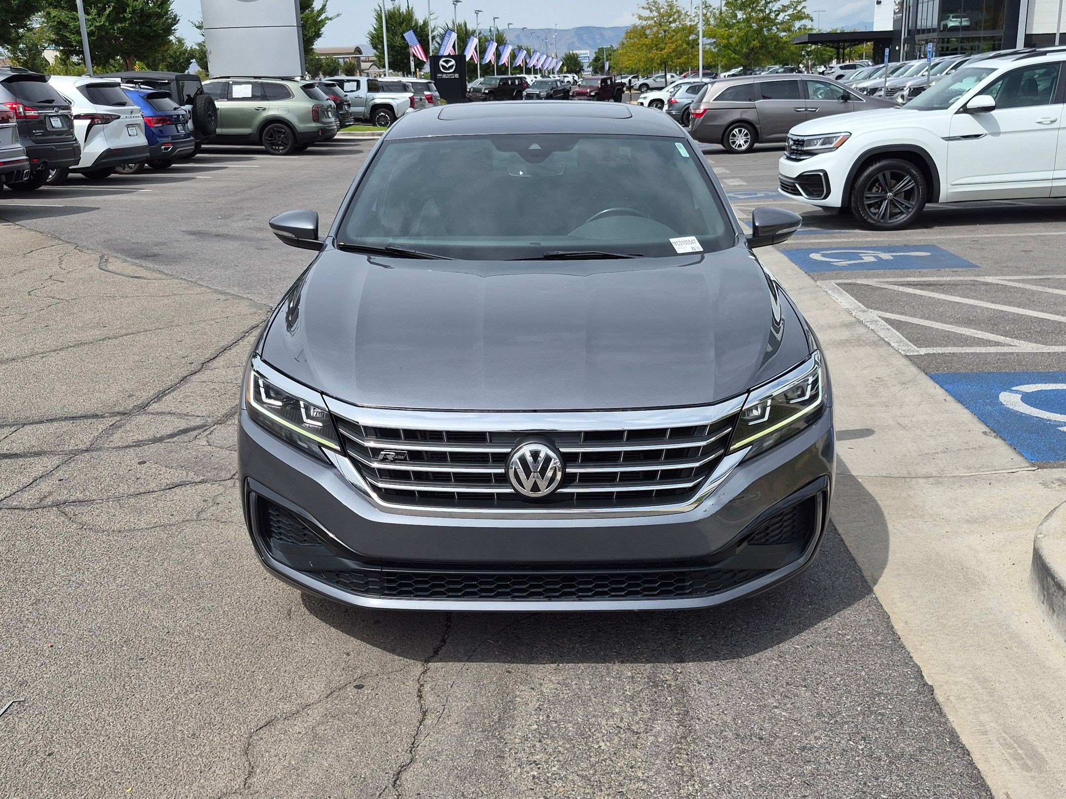 Used 2021 Volkswagen Passat 2.0T R-Line FWD image 11