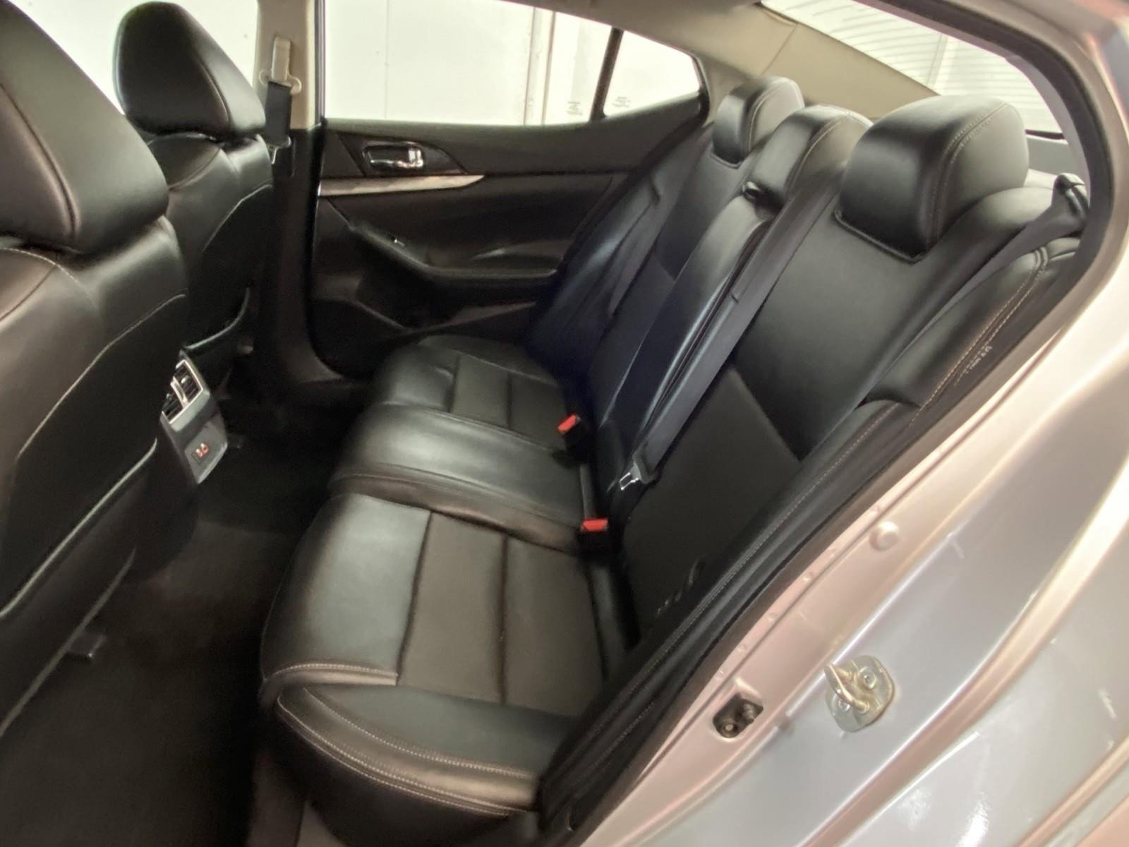 Used 2019 Nissan Maxima 3.5 SL w/ Floor Mat Group image 17