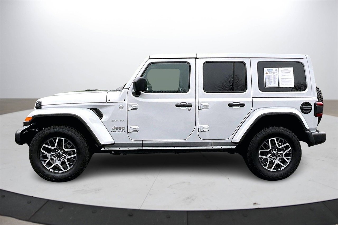 Certified 2024 Jeep Wrangler Sahara image 6