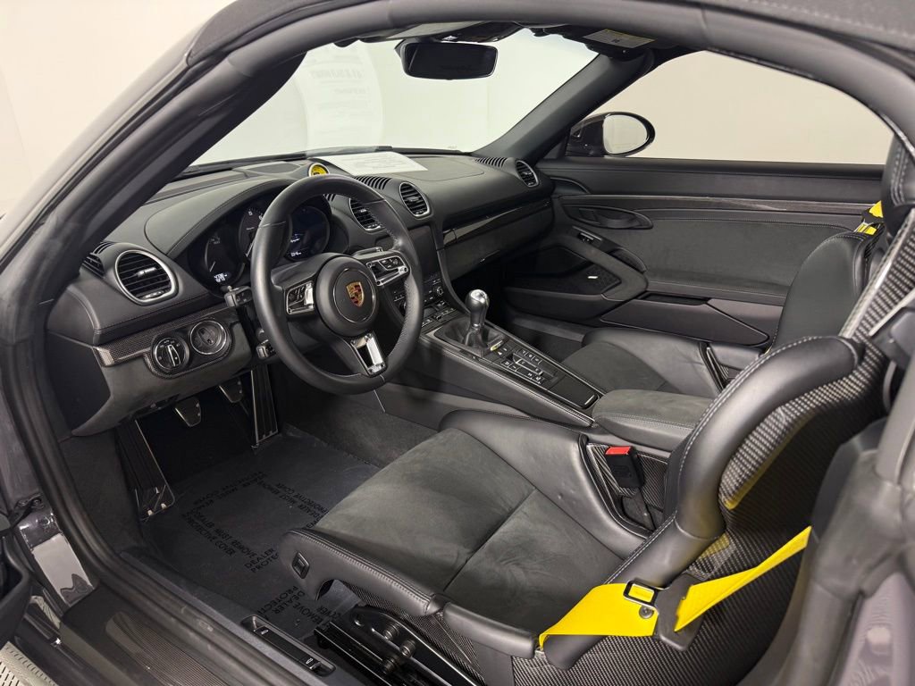 Certified 2023 Porsche 718 Boxster Spyder image 4