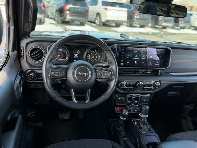 Used 2024 Jeep Gladiator Mojave w/ Convenience Group image 7