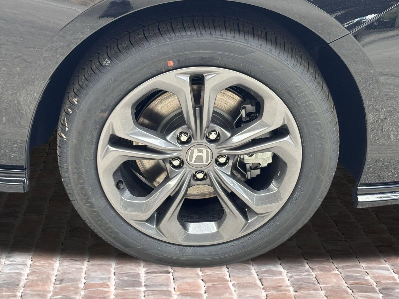 New 2026 Honda Accord EX-L image 39