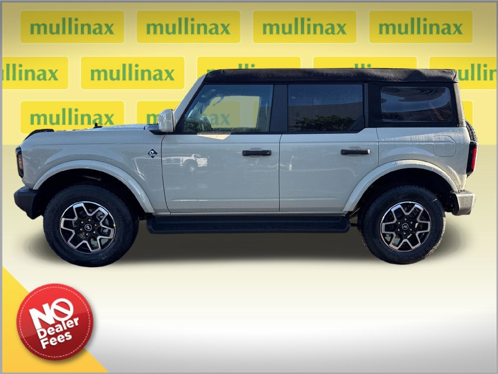 New 2026 Ford Bronco Outer Banks AWD/4WD image 2