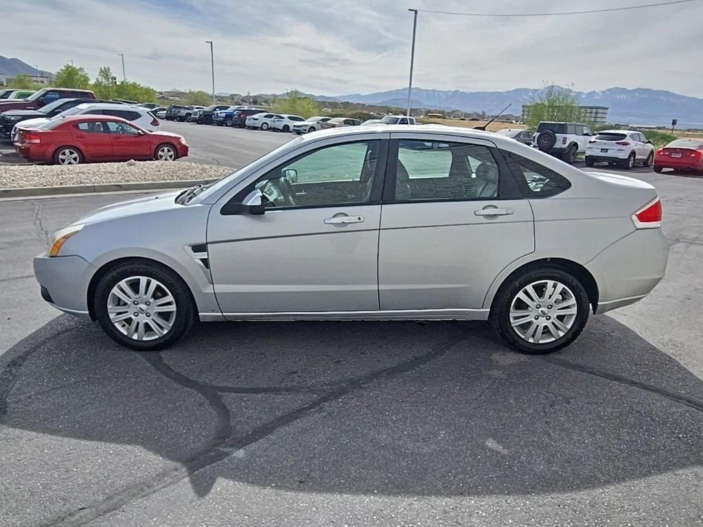 Used 2009 Ford Focus SEL image 7
