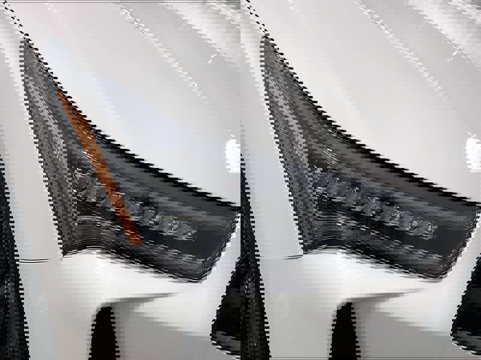 Used 2025 Acura RDX SH-AWD image 33