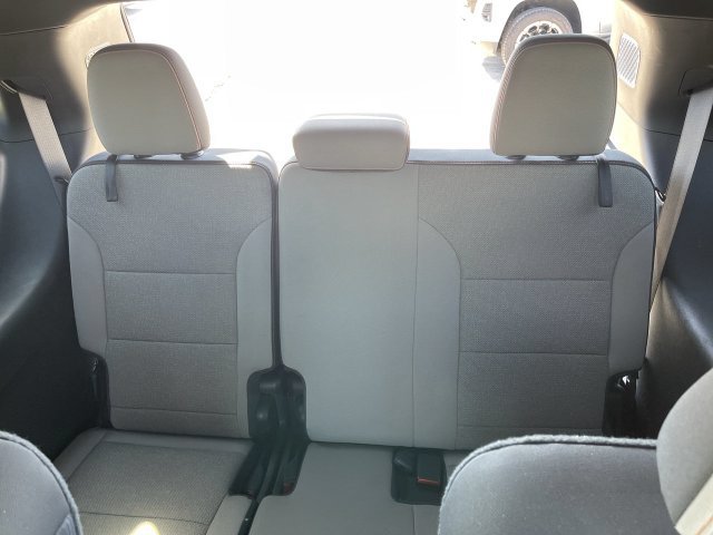 Used 2026 Chevrolet Traverse LT w/ Driver Confidence Package FWD image 23