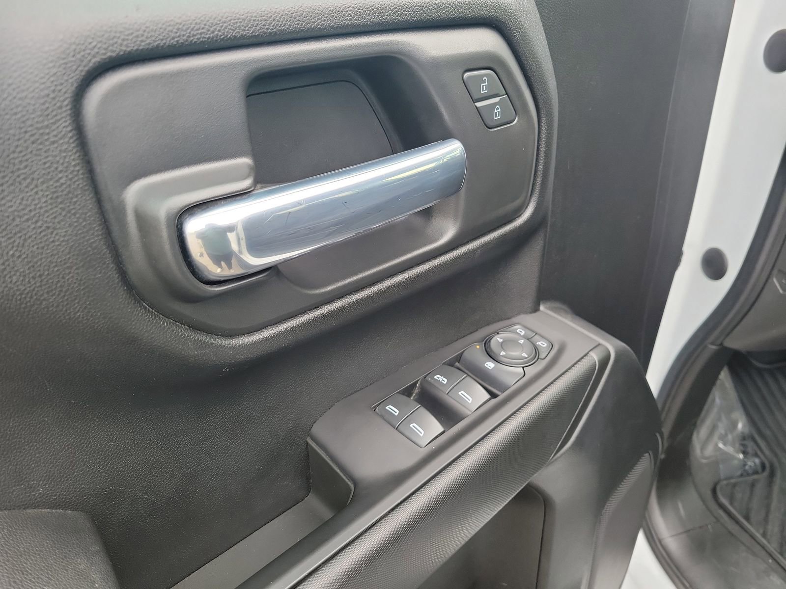 Used 2023 Chevrolet Silverado 1500 Custom w/ LPO, Dark Essentials Package image 19