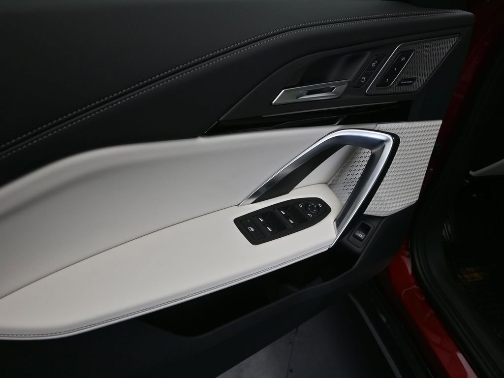 New 2026 BMW X1 xDrive28i w/ Technology Package image 11