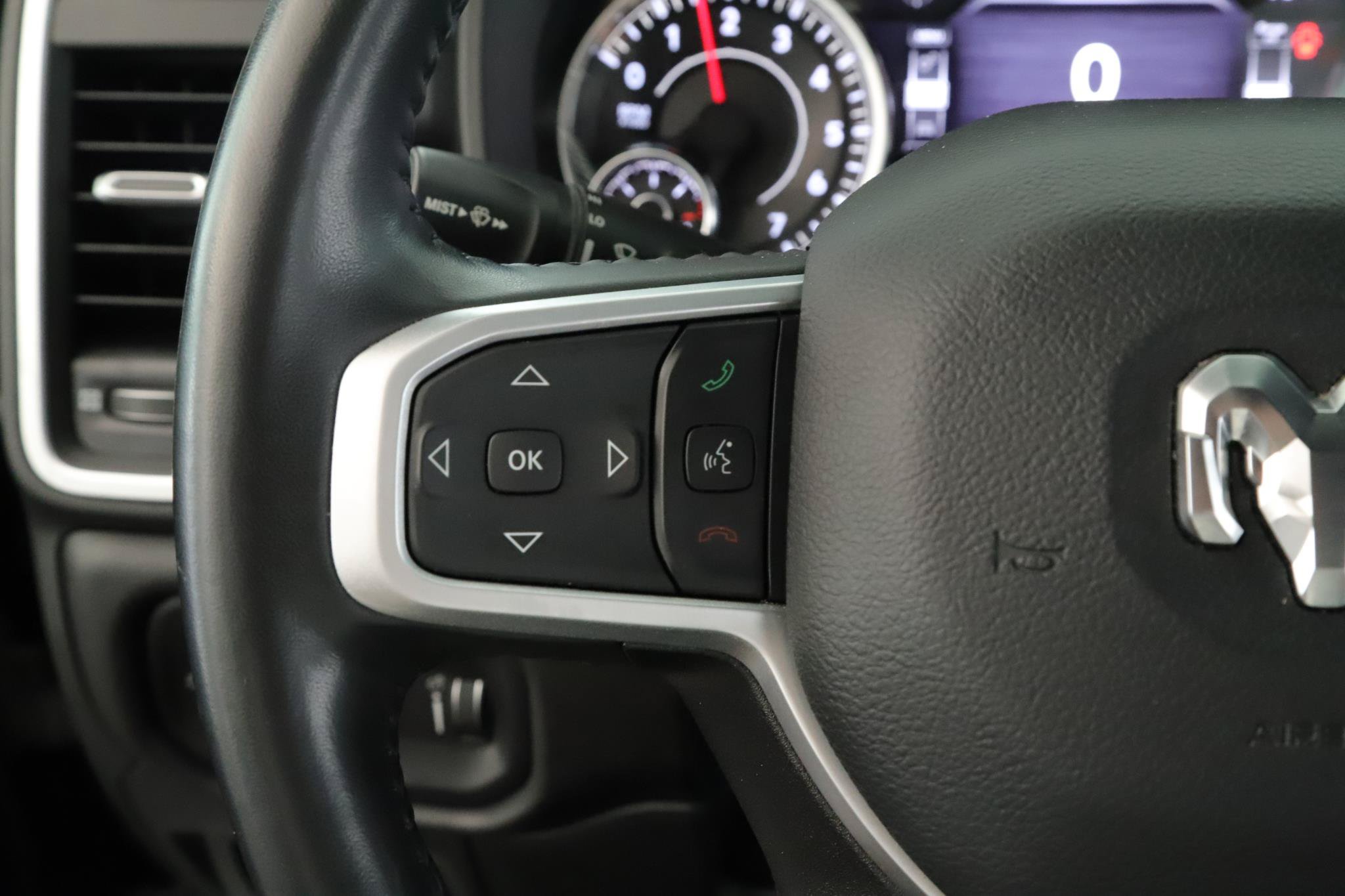Used 2023 RAM 1500 Big Horn AWD/4WD image 10