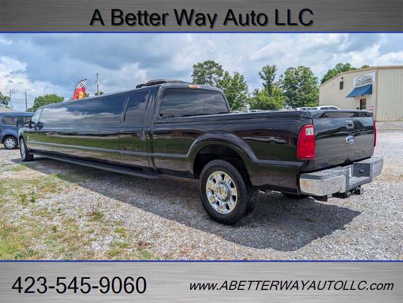 Used 2011 Ford F350 XLT w/ XLT Premium Pkg RWD image 2