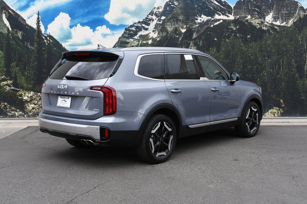 Used 2023 Kia Telluride S w/ S Sunroof Package AWD/4WD image 3