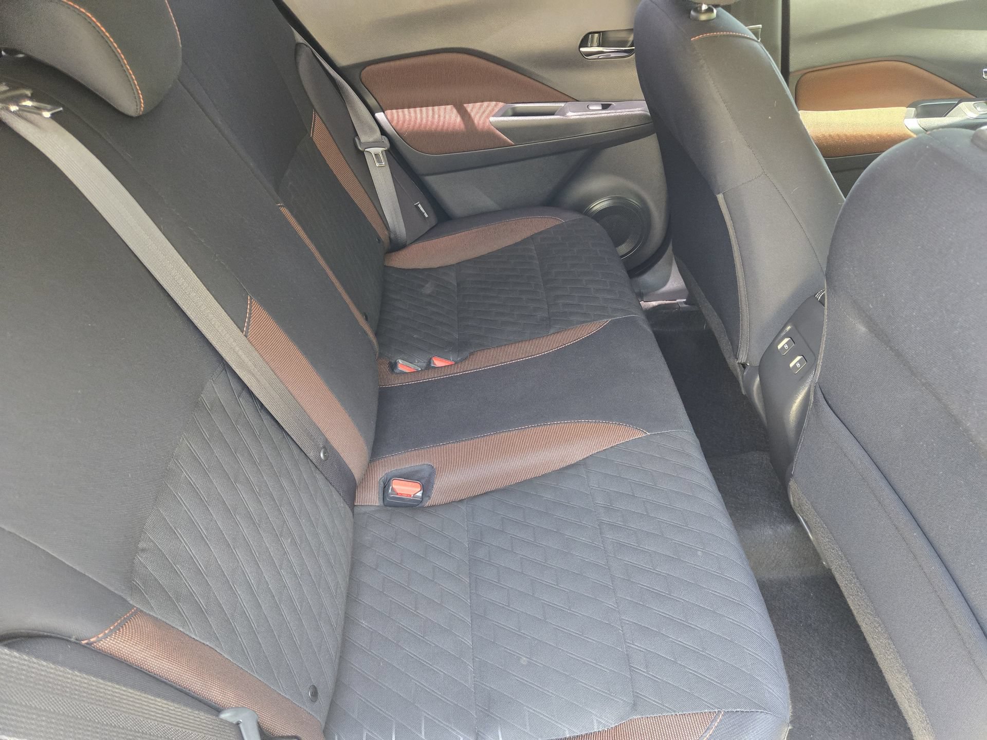 Used 2024 Nissan Kicks SR FWD image 29