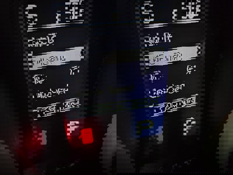 Used 2012 Jeep Grand Cherokee SRT8 w/ Luxury Group II image 26