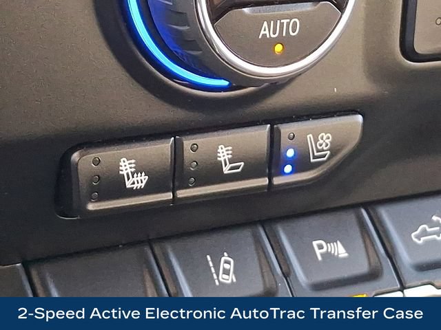 Used 2022 Chevrolet Silverado 2500 LTZ w/ LTZ Premium Package AWD/4WD image 16