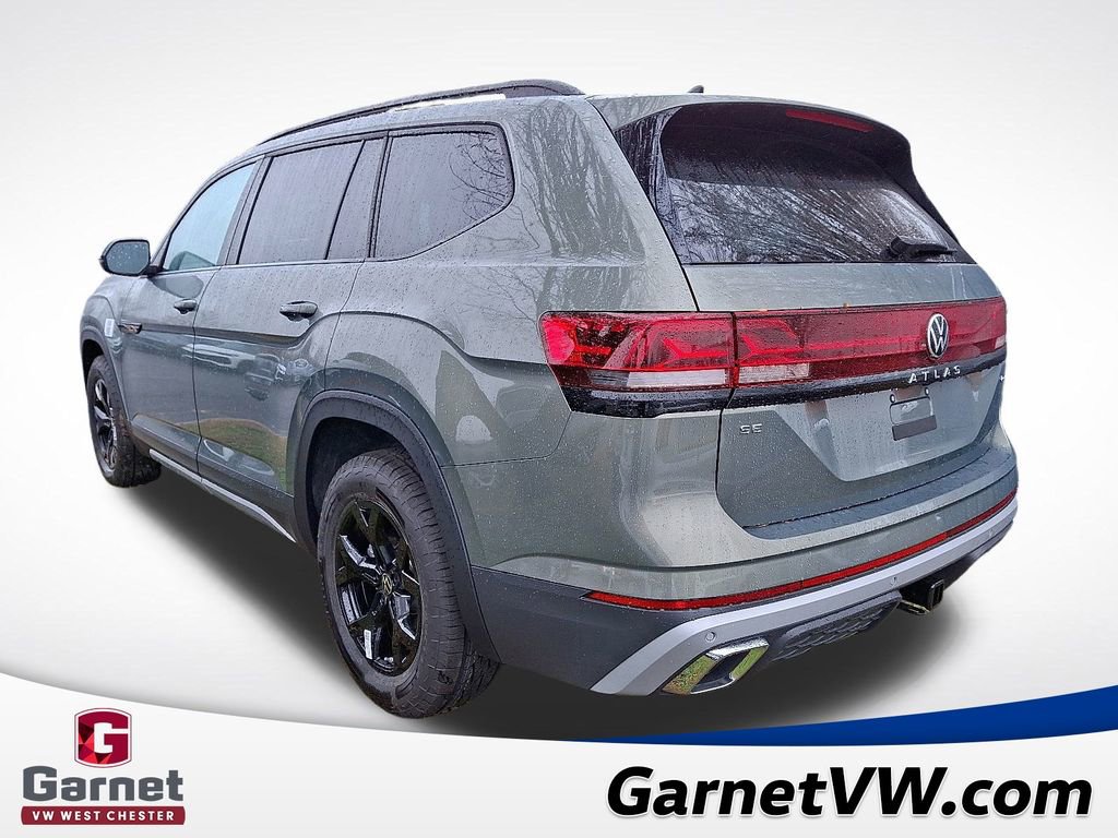 New 2026 Volkswagen Atlas Peak Edition image 3