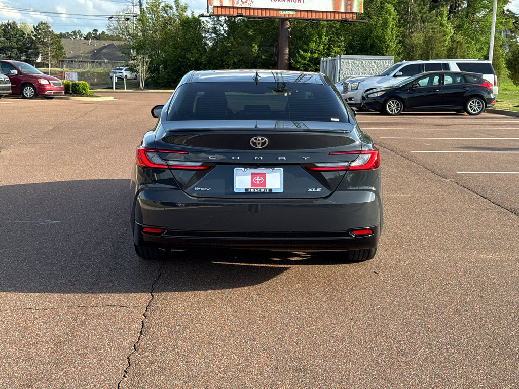 Used 2026 Toyota Camry XLE image 26