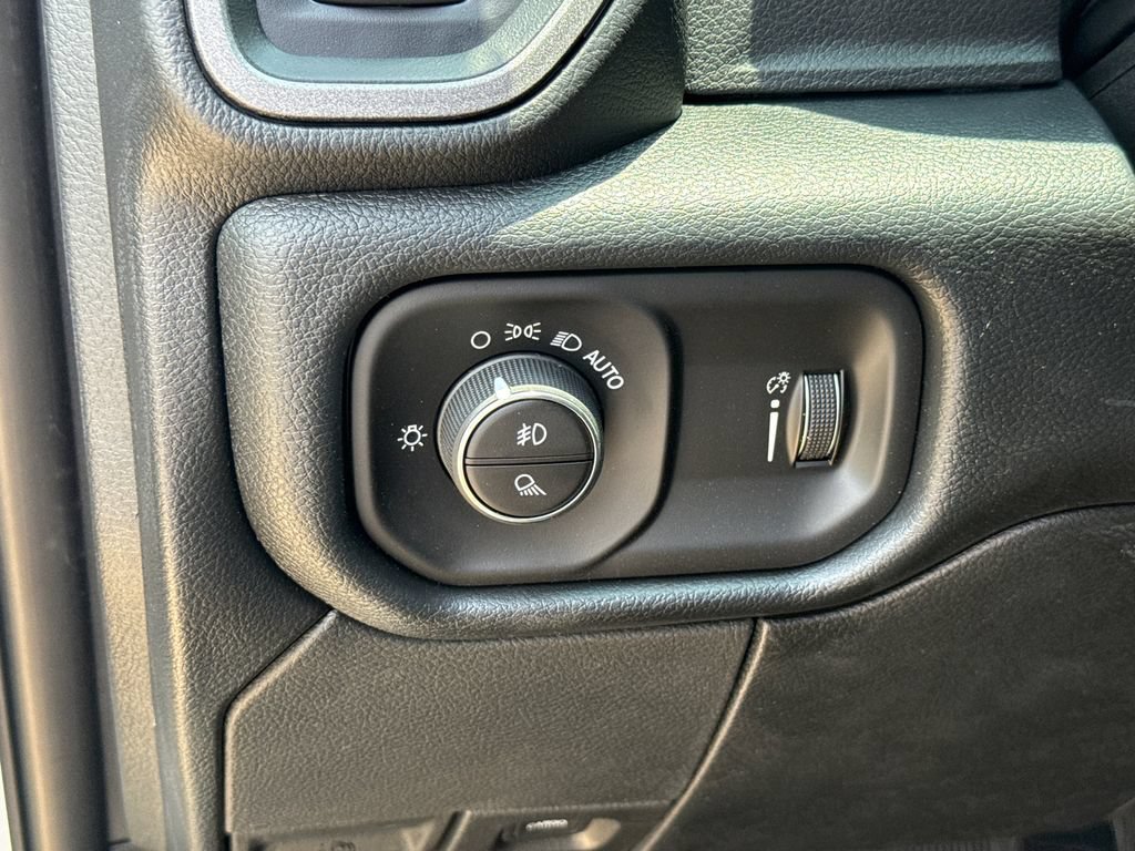 New 2026 RAM 3500 Tradesman AWD/4WD image 22