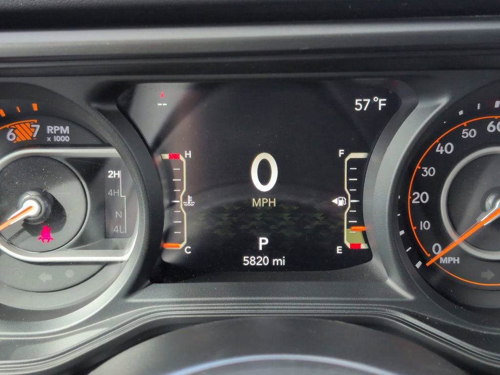 Certified 2024 Jeep Wrangler Unlimited Rubicon w/ Technology Group image 19