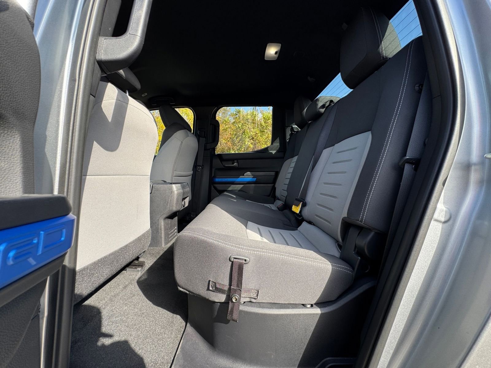 Used 2025 Toyota Tacoma SR image 21