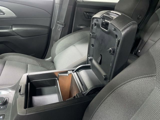 Used 2022 Chevrolet Traverse LT image 21
